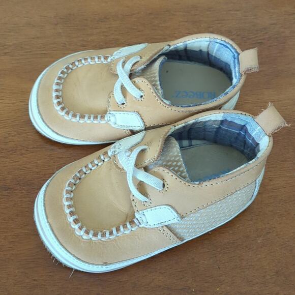 Robeez Baby's FK Skipper Leather Loafers beige color baby boy size 18-24M GUC - Picture 4 of 7